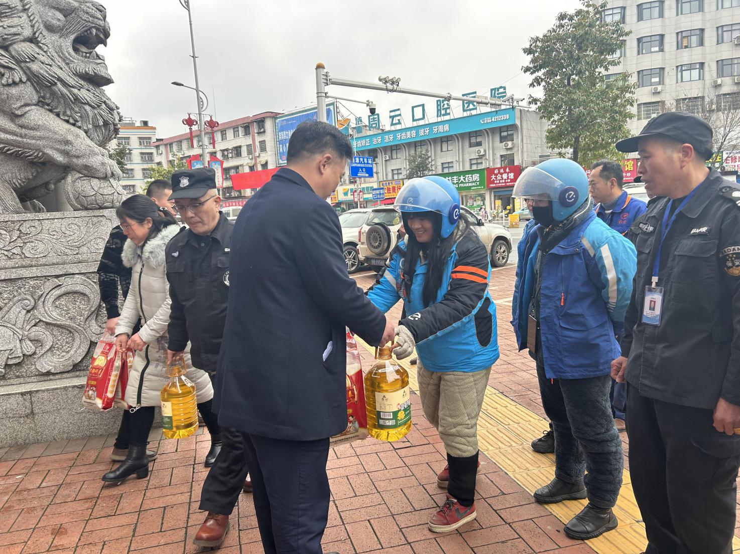 图片5.jpg 图片5.jpg